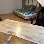 Apartment Handwerkerzimmer *